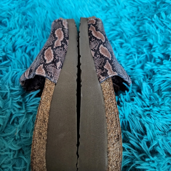 Naot sandals - Picture 3 of 8